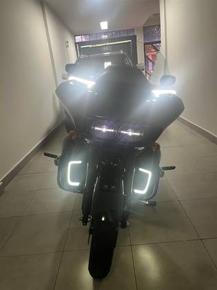 HARLEY-DAVIDSON ROAD GLIDE LIMITED 